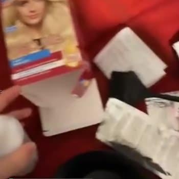 Gratis Palette Ultra Renk Açıcının İçinde Kremi Yok!