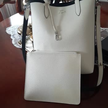 Lacoste Çantada Görülen Sararma ve Kalite Hayal Kırıklığı