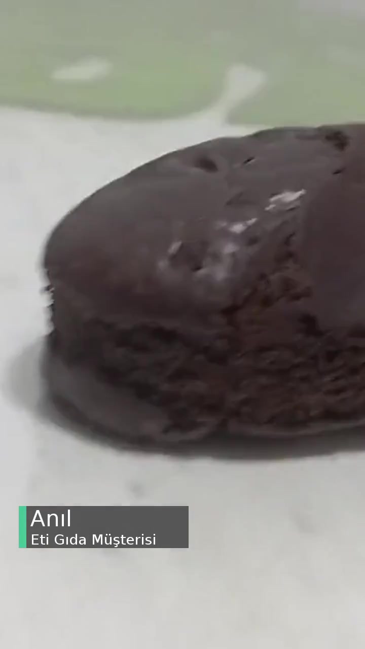 Eti Gıda Aldığım Ürün Çok Çok Küçük videonun kapak resmi