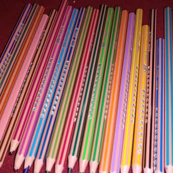 Bic Boya Kalemi Renk Vermiyor Ve Uçları Çabuk Kırılıyor