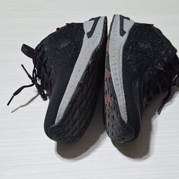 Su Geçirmez Olduğu Söylenen Ayakkabının Önünden Su Girmesi Ve Mağaza Reddetmesi