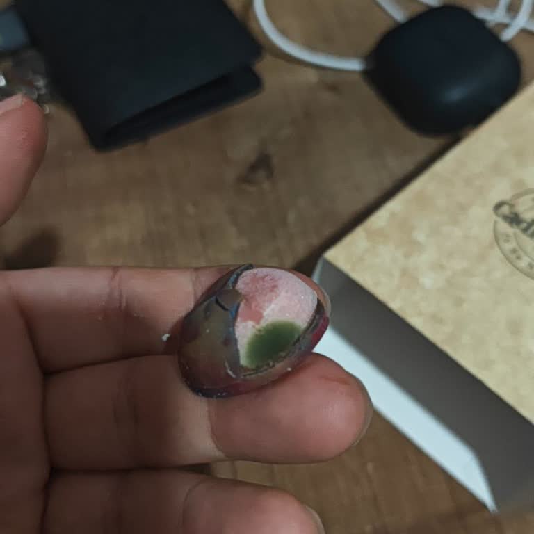 Cadının Evi'nden Küflü Böğürtlenli Çikolata Satın Alındı Sağlık Riski