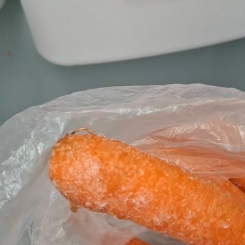 Ayıplı Profilo Buzdolabı Gıdalarım Donuyor, Servis Çözüm Sunmuyor