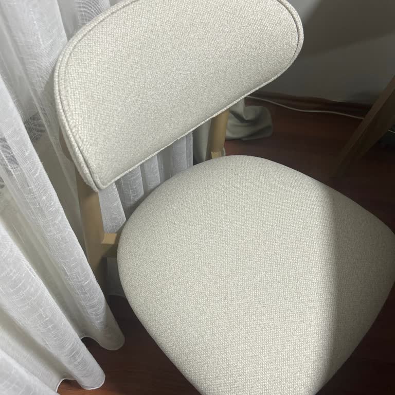 Bej Renk İsteği Krem Ürünle Çakıştı; Değişim Talebi