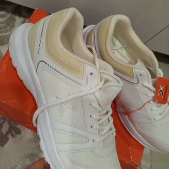 Kullanılmamış Ayakkabıda Sararma, Ürün Değişimi Veya İade Talebi