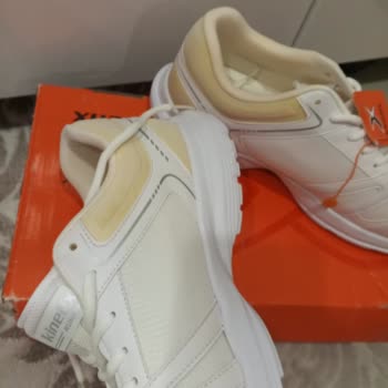 Kullanılmamış Ayakkabıda Sararma, Ürün Değişimi Veya İade Talebi