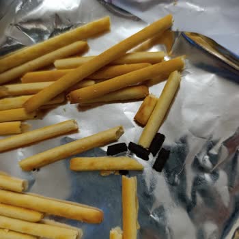 BİM Atıştır Çubuk Krakerde Yabancı Cisimler Bulunması Sağlık Endişesi Yarattı