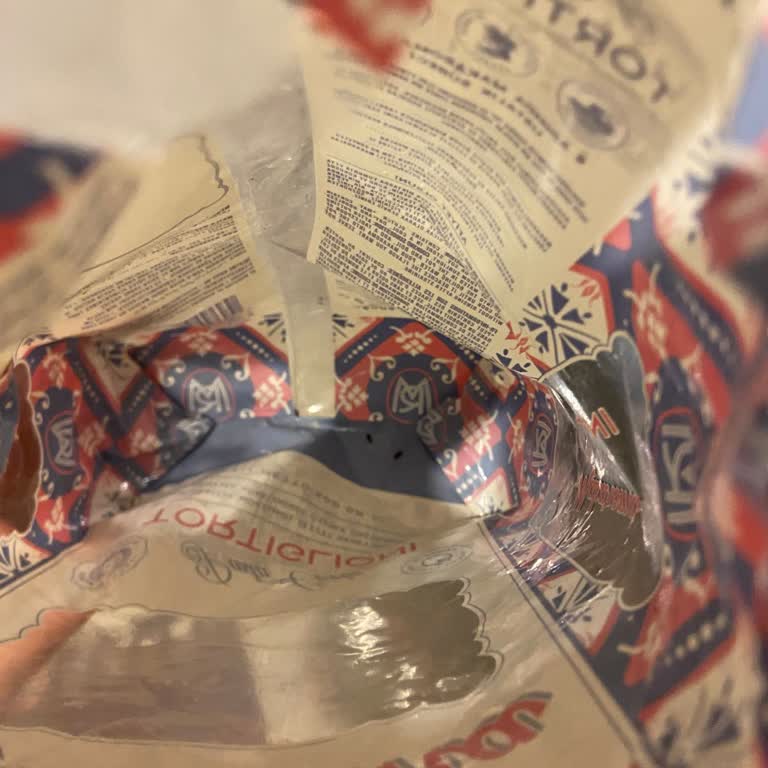 Makaroma Markasından Kapalı Makarna Paketi İçinde Böcek Bulundu