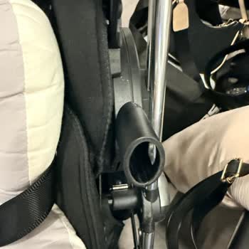 Pegasus Uçuş Gecikmesi Ve Bağlantı Kaçırma, Bebek Arabası Ve Bagaj Hasarıyla Karşılaştık