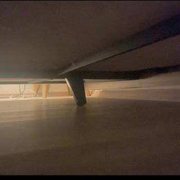 Konfor Mobilya Çeşme Şubesinde Hatalı Tamir Ve Garanti Dışı Ücret Talebi