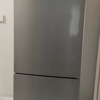 Samsung Buzdolabında Tekrarlayan Soğutma Arızası ve Aşırı Servis Ücretleri Nedeniyle İade Talebi