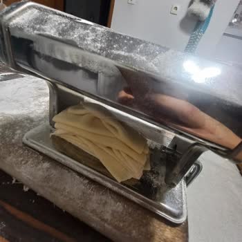 BİM Hamur Makinesinde Çarklar Kırıldı, Kullanılamaz Halde