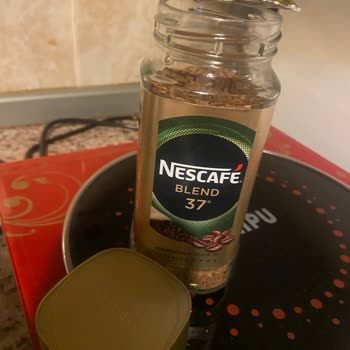 Nescafe Blend 37 Paketi Yarı Dolu Çıktı: Kalite Kontrol İhmal Edildi