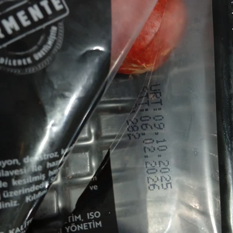 Son Kullanma Tarihi Geçmiş Sucuk Teslimatı Müşteriyi Hasta Etti