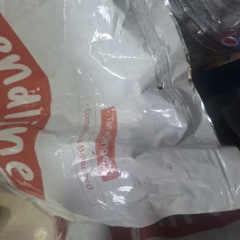 Bozuk Paketli Köpek Mamaları Alınmadı, Müşteri Hizmetleri Sözünü Tutmadı