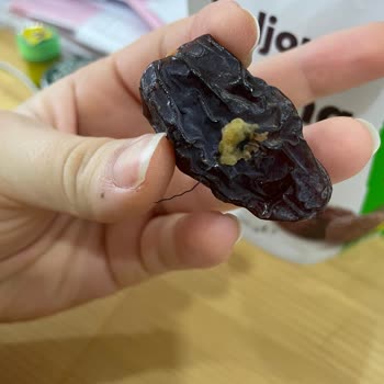 Hurmanın İçindeki Tel Sağlık Endişesi Ve Ürün Değişimi Talebi