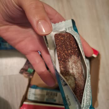 Hepsiburada'da Küflü Protein Bar Ve Yetersiz Müşteri Hizmetleri
