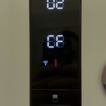 Gaz Kaçağı Nedeniyle Buzdolabı Kullanılamıyor Ve Ücretsiz Değişim Talebi