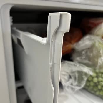 Arçelik Derin Dondurucu Kapak Kırılma Sorunu Ve Ücretsiz Parça Talebi