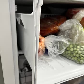 Arçelik Derin Dondurucu Kapak Kırılma Sorunu Ve Ücretsiz Parça Talebi