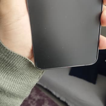 Satın Alınan Telefon Çizikli Çıktı, Satıcı Cevap Vermedi