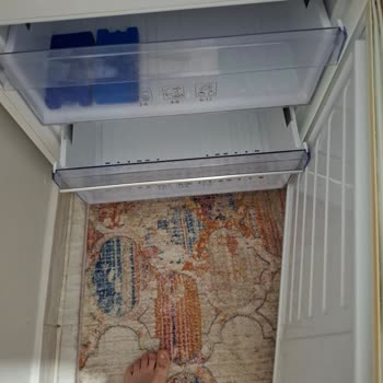 Fabrika Hatası Ve Elektrik Kaçağı Olan Beko Buzdolabının Ücretsiz Değişim Talebi