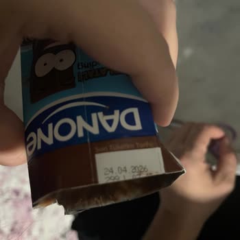 Danone Çikolatalı Pudingde Beyaz Tabaka: Gıda Güvenliği Sorunu