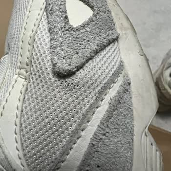 SuperStep Nike Ayakkabısında Üretim Kusuru, Mağaza Kullanıcı Hatası İddiası