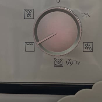 Fırın Dışını Yakıyor, İçini Pişirmiyor Ve Börekler Çiğ Kalıyor