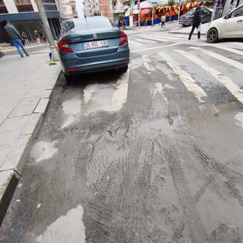 Sümer Mahallesi’ndeki Çamurlu Yol Sorunu Çözülmedi