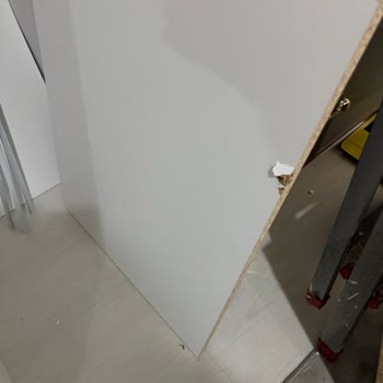 Teslimat Gecikmesi Ve Hasarlı Gardırop İçin Tam İade Talebi
