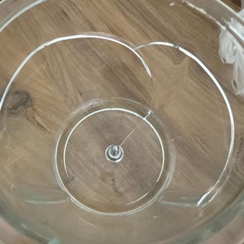 Korkmaz Doğrayıcı Cam Haznesindeki Çatlak Garanti Dışı Bırakıldı