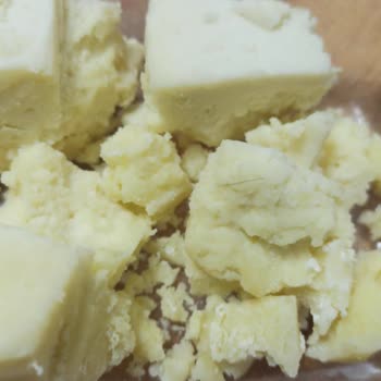 İstanbul Kartal Topselvi'de Peysan Tulum Peynirinde Kıl Bulunması Ve Yetersiz Çözüm