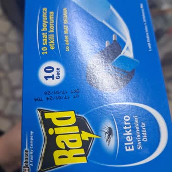 A101 Bağcılar Şubesinde Raid Markalı Son Kullanma Tarihi Geçmiş Ürünlerin İndirime Sunulması