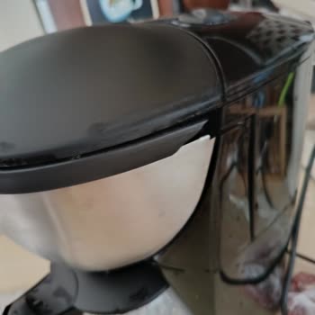 Kırık Ve Tozlu Braun KF5701 Filtre Kahve Makinesi Teslimatı