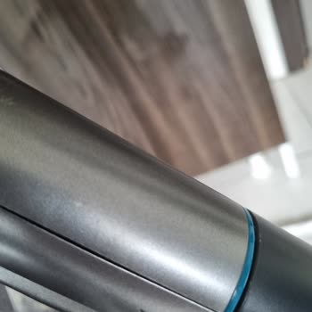 Philips Ev Aletleri 8000 Süpürge Tozları Geri Üfleyip Servis Hasarıyla Sorun Yaşıyor