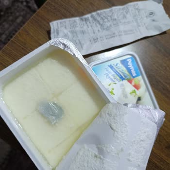 A101'de Tarihi Geçmemiş Peynes Peyniri Küflü Satıldı