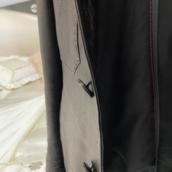 Bir Ay İçinde Deri Cekette Soyulma Ve Dikiş Bozulması Mağazadan Geri Dönüş Yok