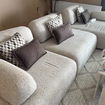 Garanti Verilen Koltuk Takımının Arkaları Sürekli Kayıyor Ve Destek Yok