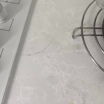 Zirve Mermer'den Çatlayan Tezgah Ve Garantinin İhlali