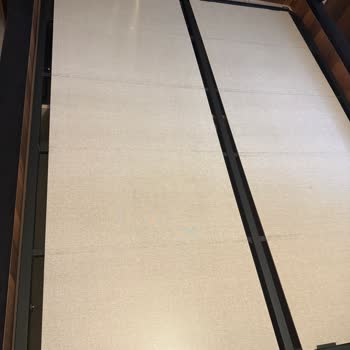 Sert Yatakta Çökme Ve Bel Ağrısı, Bambi Yatak Mağazasının İlgisiz Ve Saygısız Tutumu