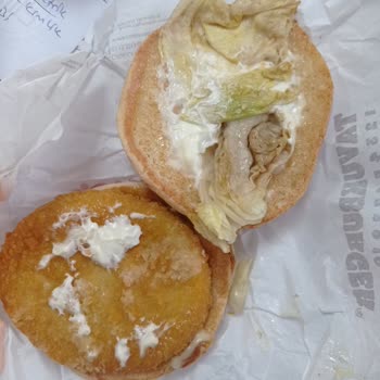 Burger King Hamburgerinde Çürük Marul Şikayeti Ve İade İsteği