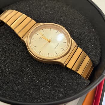 Kısa Sürede Saat Kasa Kenarında Soyulma, Kalite Problemi Ve İade Talebi