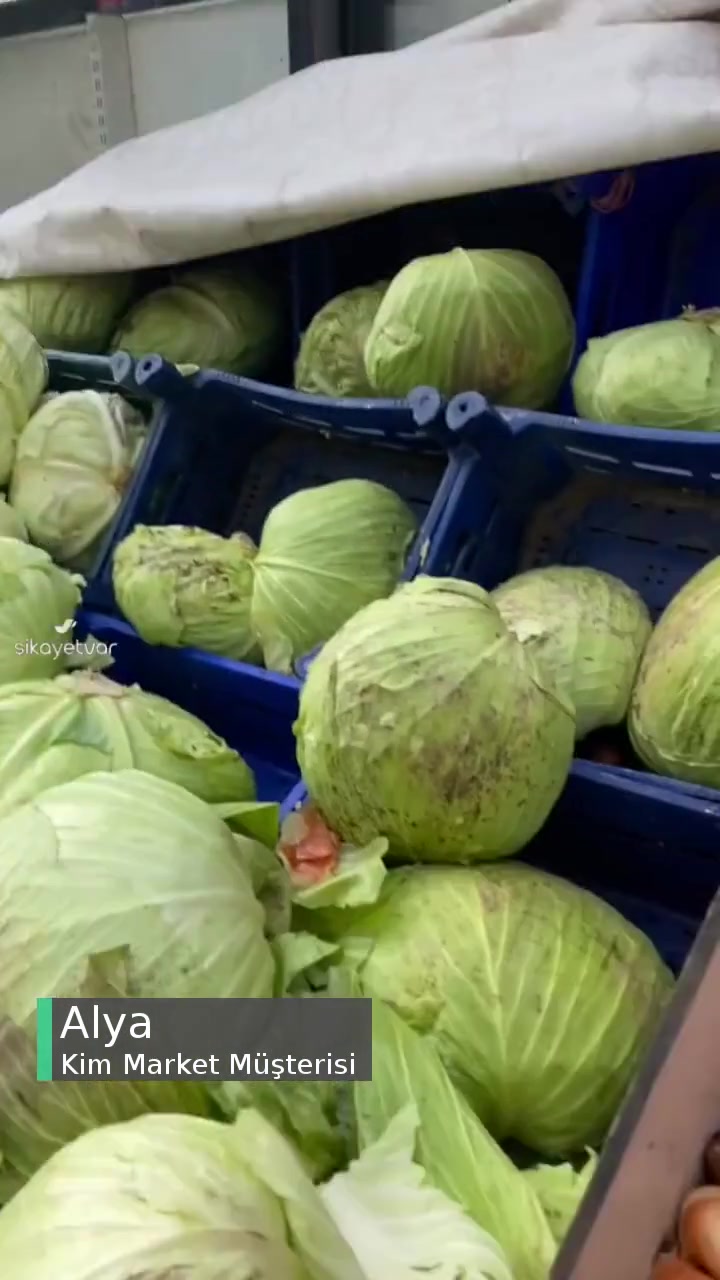 Kim Market Ürünler Çürük Ve Ezilmiş videonun kapak resmi