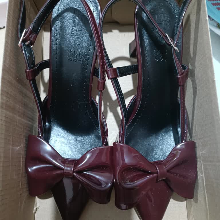 Satıcı İade Talebini Reddetti, Yanlış Beden Ve Yamuk Ürünle Alaycı Yanıt Verdi