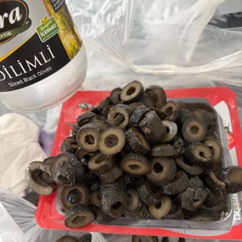 Küflü Zeytin Ürünü İçin Ücret İadesi Talebi