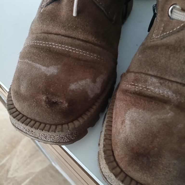 Erzurum MNG AVM Tamer Tanca Ayakkabısının Hızlı Bozulması Ve Çözüm Bulamama