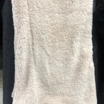 Ellayaz Butik Hatalı Pantolonun İadesini Kabul Etmedi