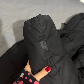 Koton Şişme Montta Leke Ve Dikiş Patlaması Nedeniyle Değişim Talebi