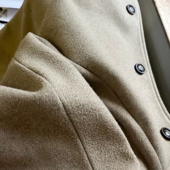 Koton Kaşe Kabanım Kısa Sürede Tüylenme Sorunu Yaşıyorum